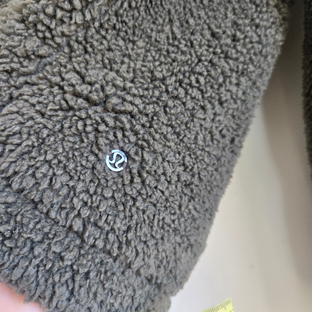 Lululemon Size 6 Cinchable Fleece Jacket Women Green Excellent Sherpa Zip Up - Picture 3 of 6